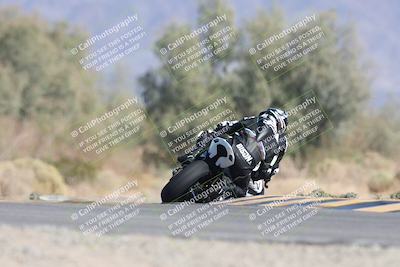 media/Oct-04-2025-CVMA (Sat) [[408bcdd6e4]]/Race 13-Amateur Supersport Open/